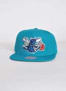 Mitchell & Ness  Team Ground Hornets